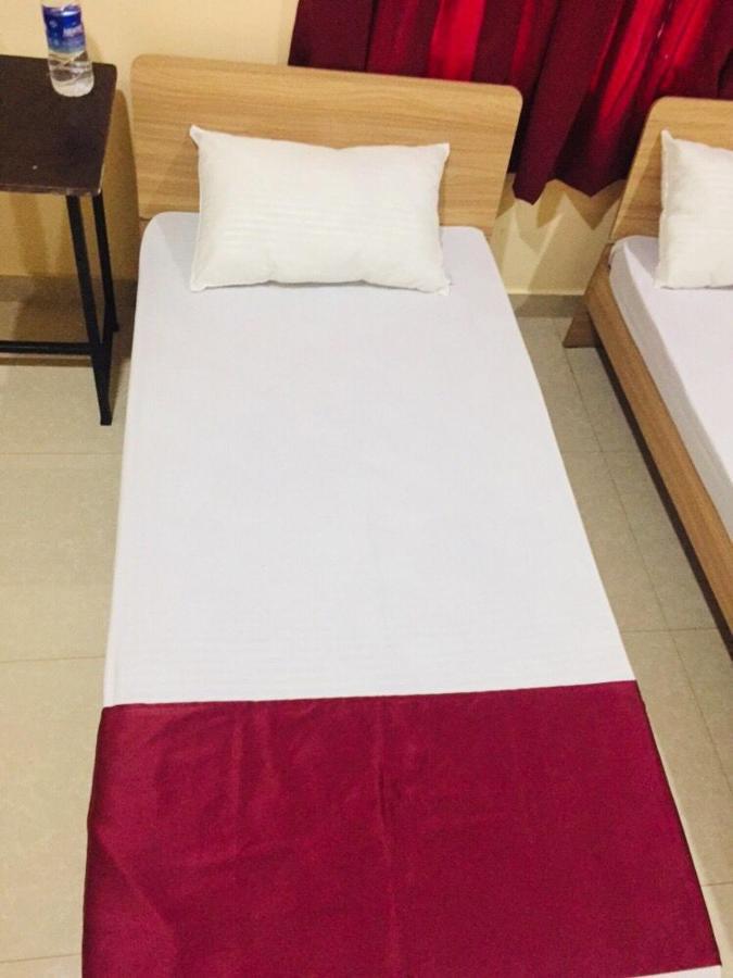 Hb Budget Rest Hotel จาฟนา ภายนอก รูปภาพ